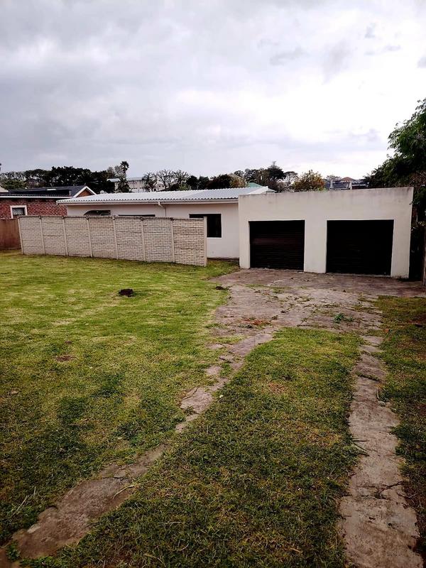 5 Bedroom Property for Sale in Cambridge Eastern Cape